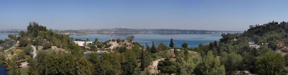Golden Lake Hotel Image 6